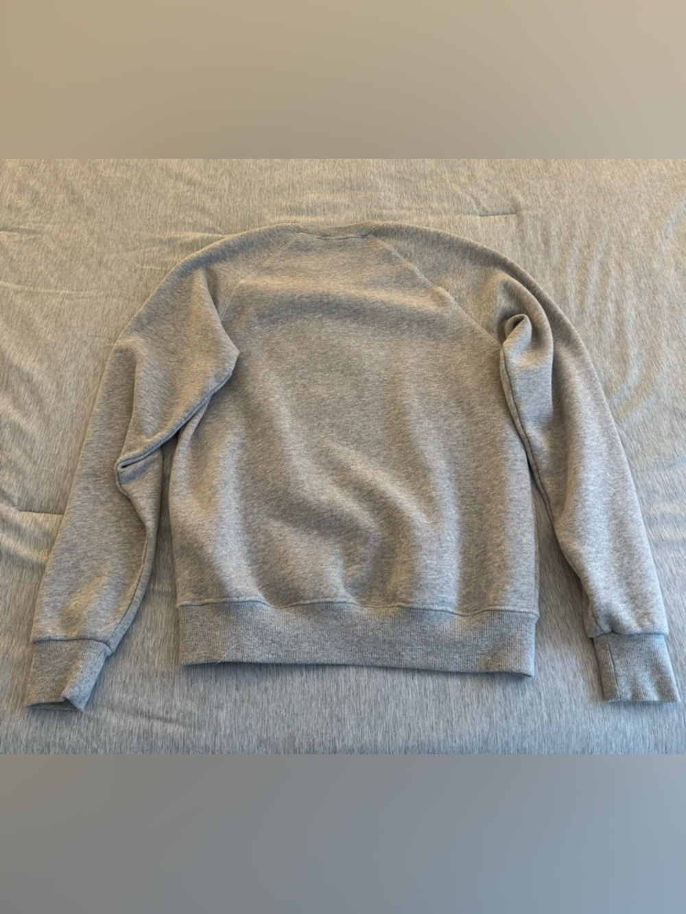 Disneyland Sweatshirt - Picture 3 of 4